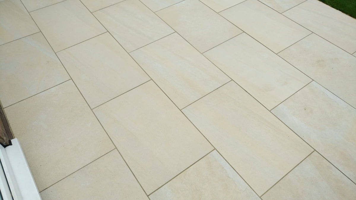 Canyon Ivory Italian Porcelain Patio Kit Decorative Paving