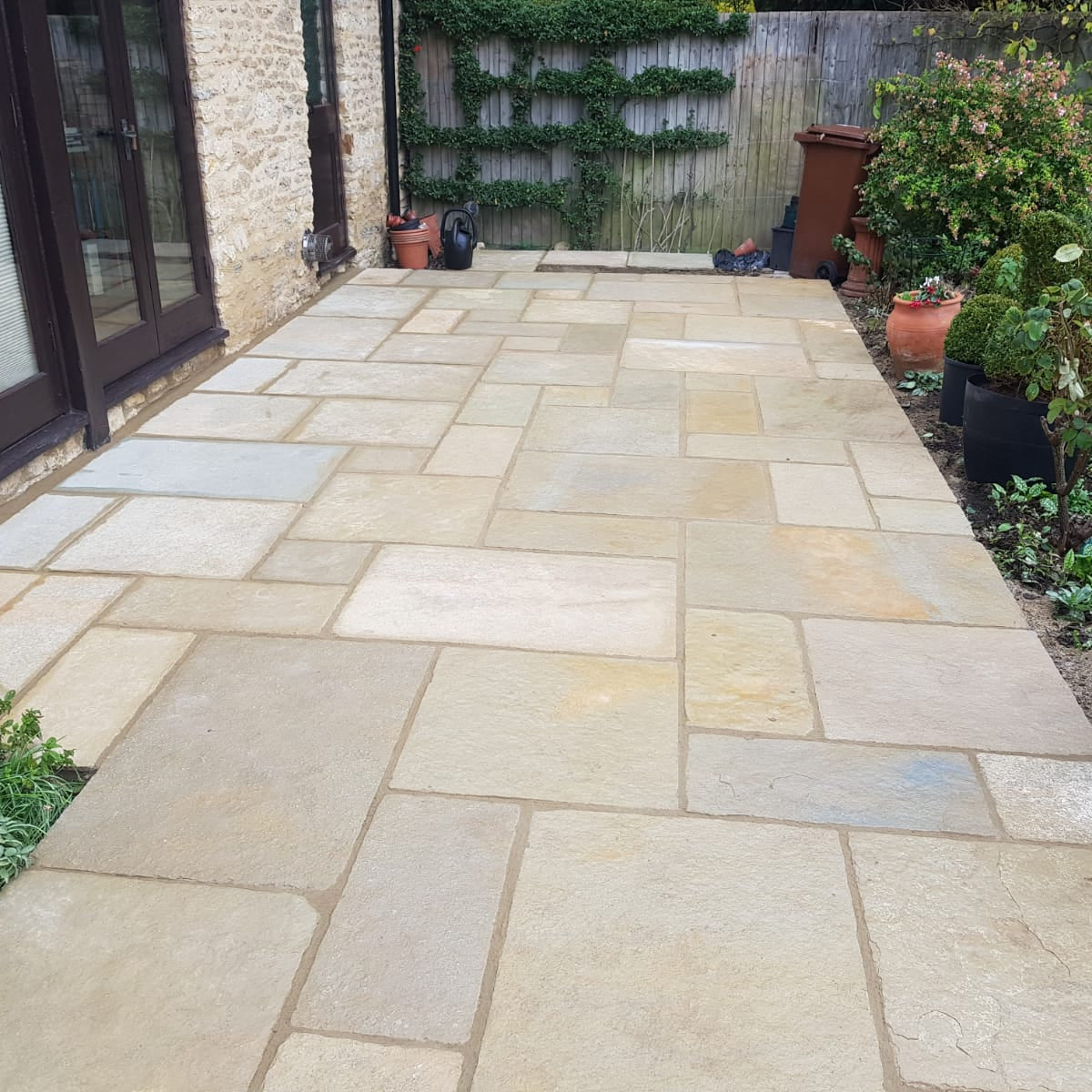 Citron Limestone Patio Kit Weathered Decorative Paving