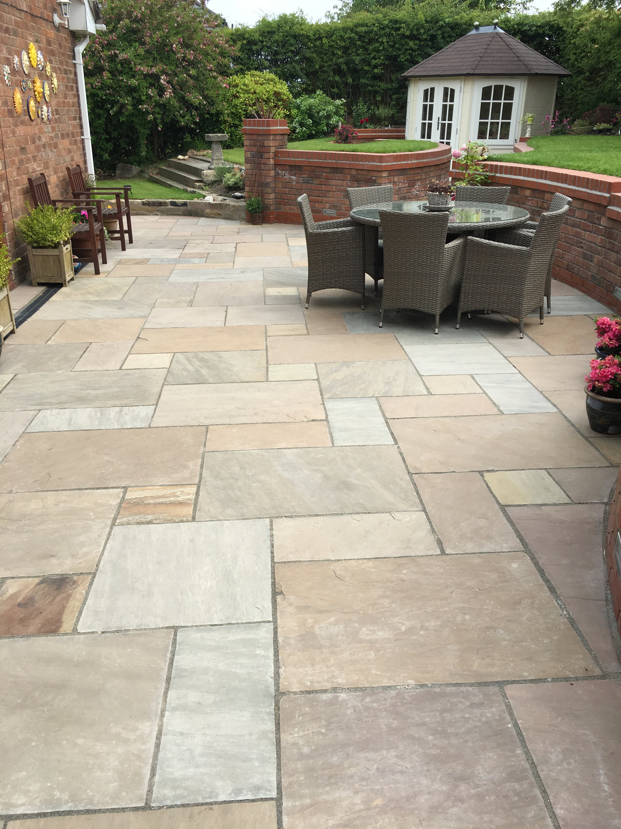Raj Green Indian Sandstone Paving 600 x 600 mm - Riven