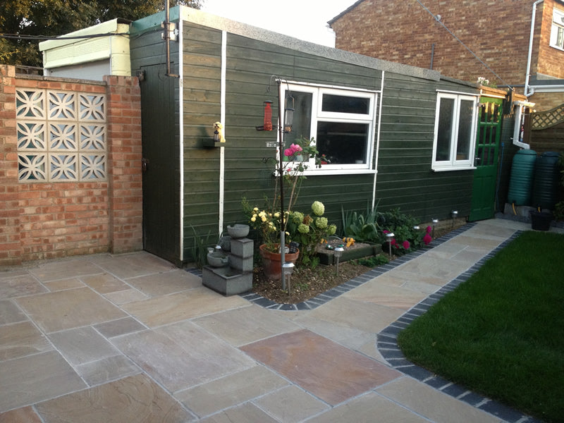 Buff Indian Sandstone Patio Kit - Riven